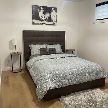 Stylish 2 Bedroom Suite In Sw Edmonton Close To Windermere And Edmonton International Airport מראה חיצוני תמונה