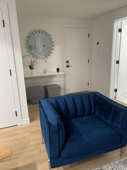 Stylish 2 Bedroom Suite In Sw Edmonton Close To Windermere And Edmonton International Airport מראה חיצוני תמונה